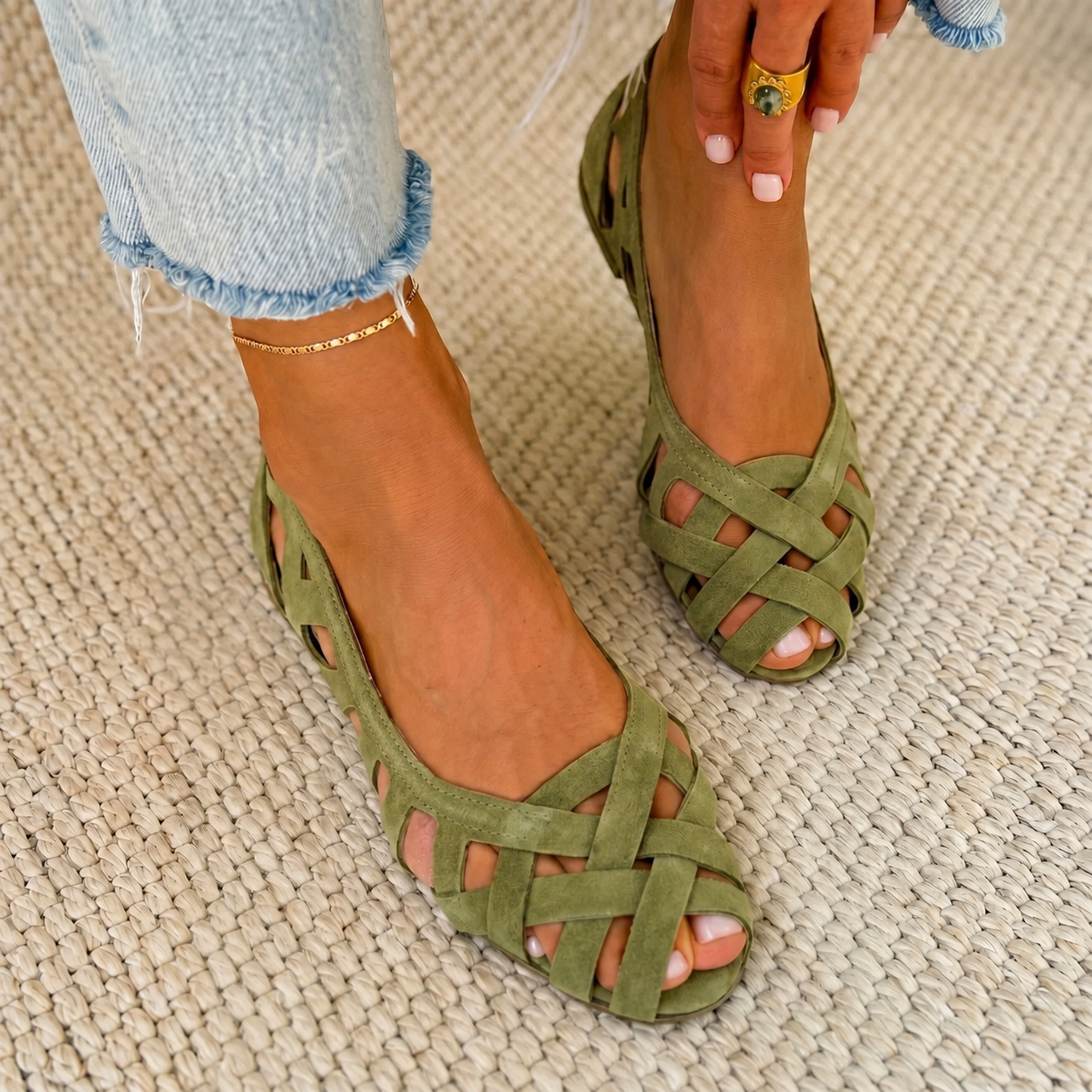 Jenefer™ Lightweight Comfort Sandals