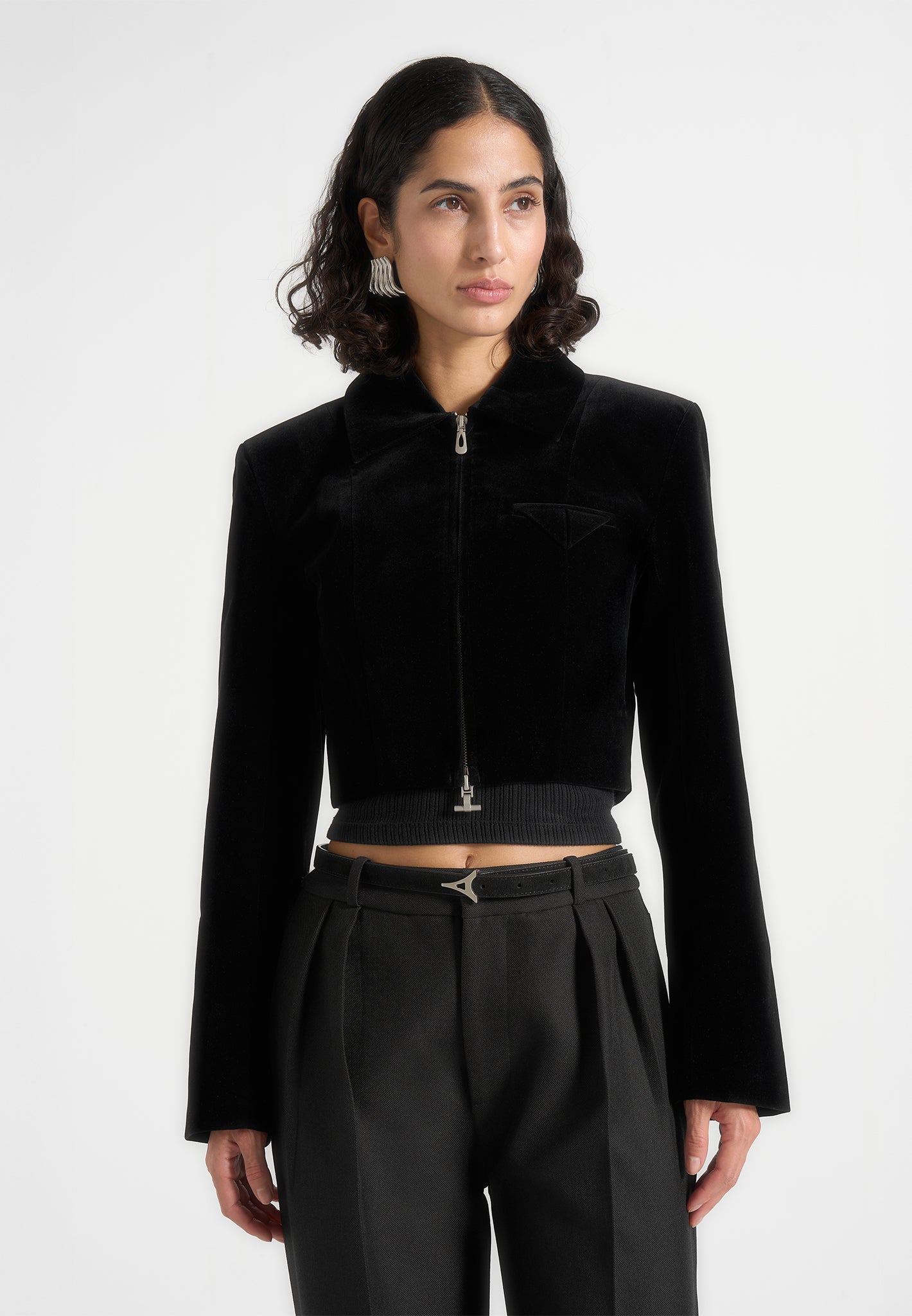 Adina - Velvet Cropped Jacket - Black
