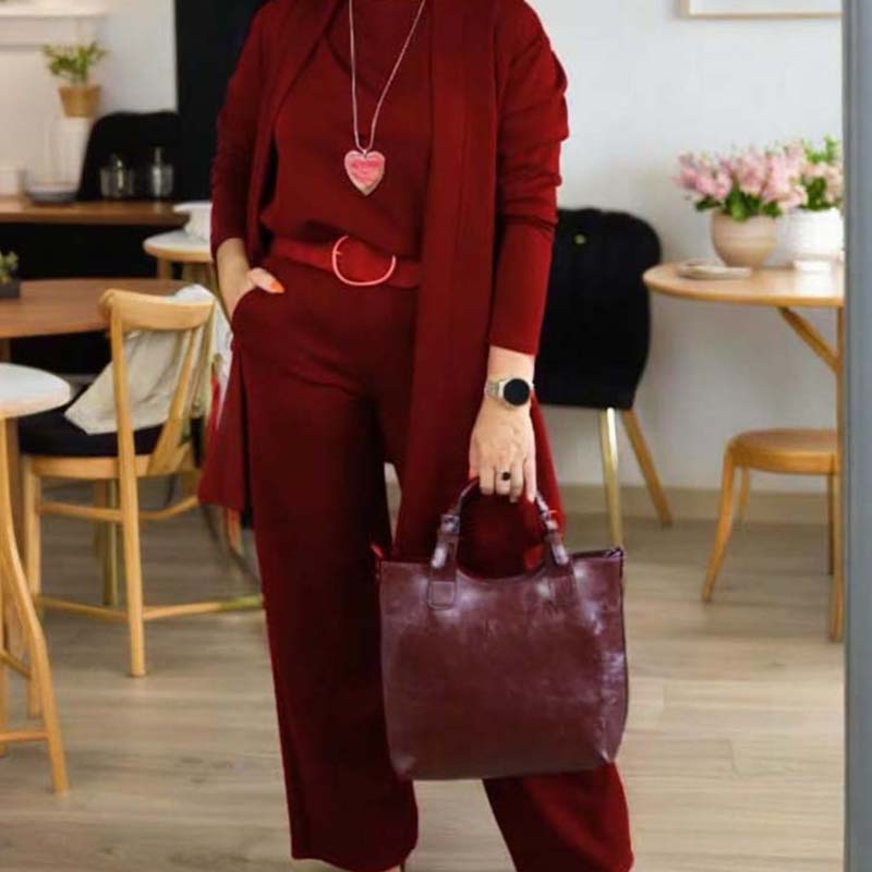 Elegant 3-piece set including long cardigan, top and pants