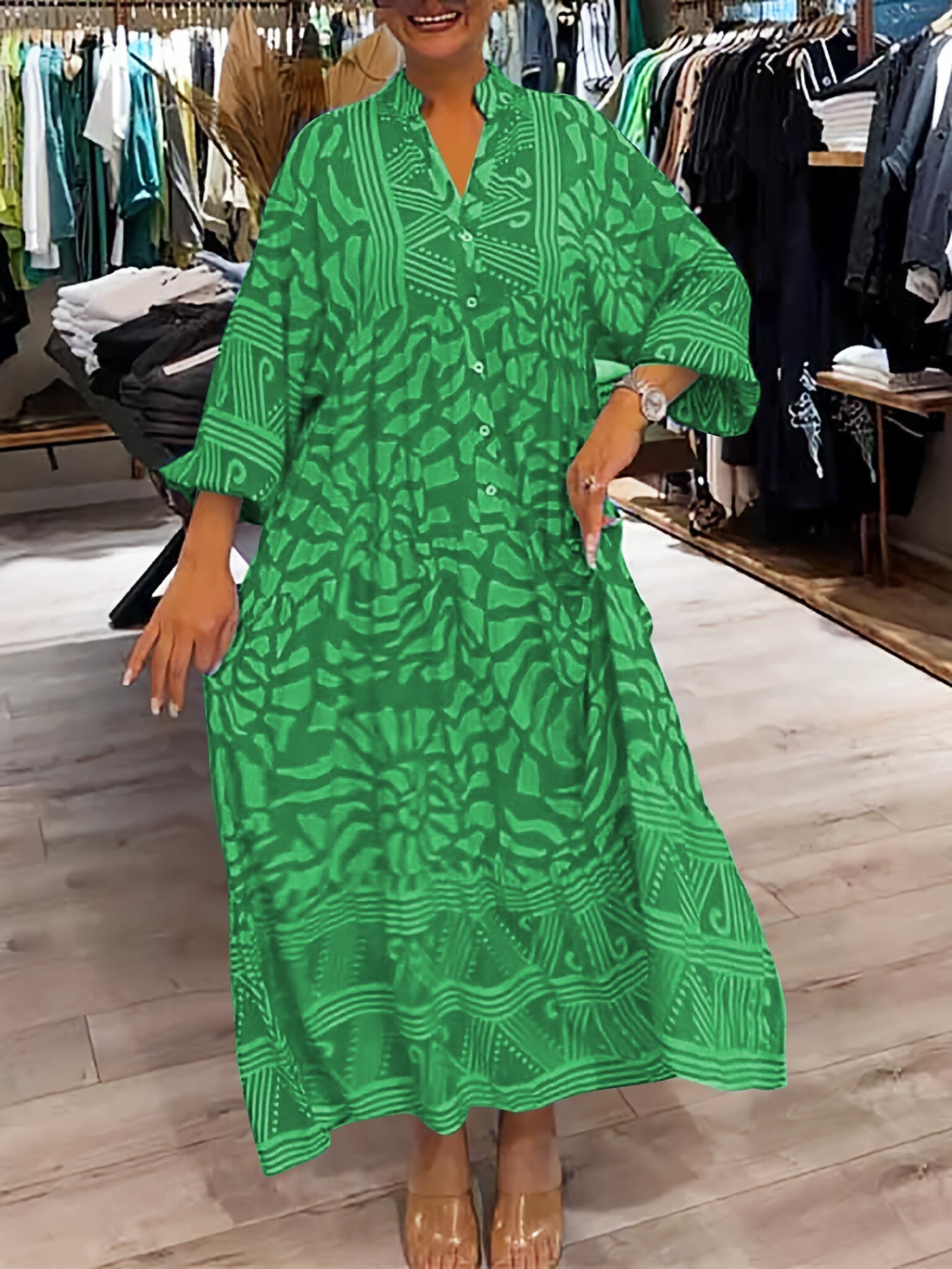 Taylor | Dress with Loose V-Neck and Print