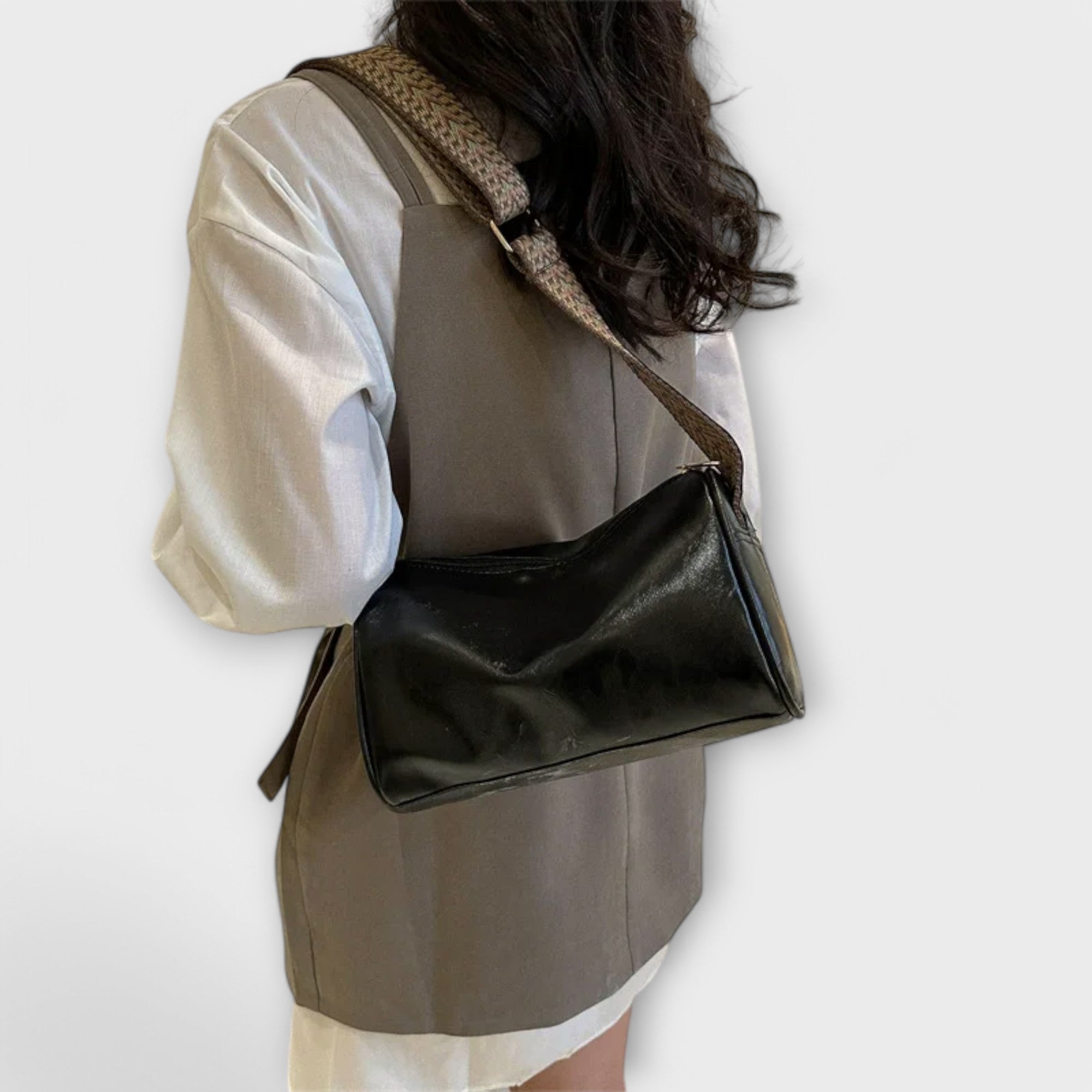 Olivia | Vintage Crossbody Bag